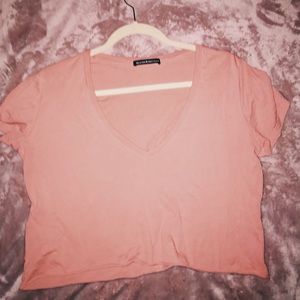 BRANDY MELVILLE — CROP VNECK